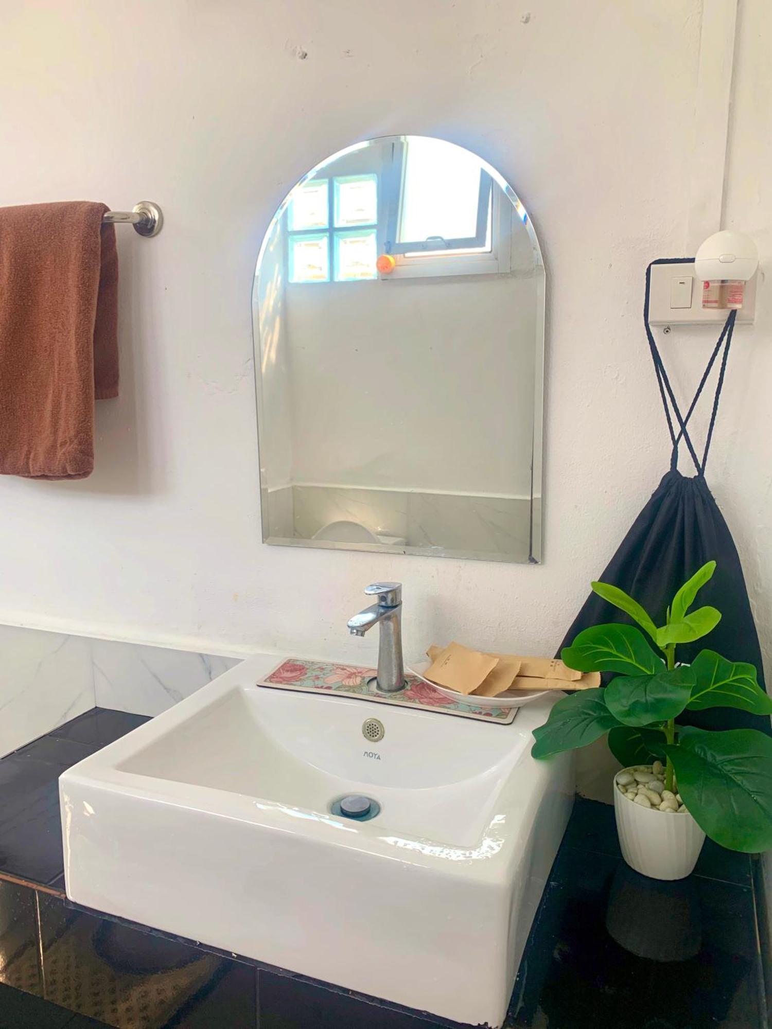17Stories 1 Hostel Пай Екстериор снимка